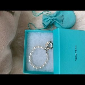 Tiffany & Co. Pearl bracelet